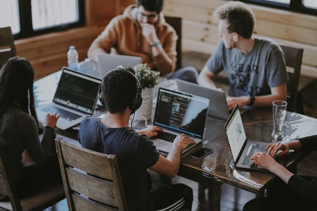 10 Different Types of IT Careers to Explore in Dubai