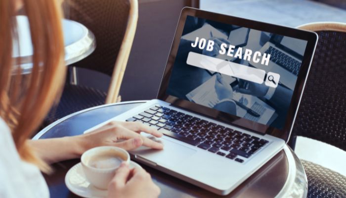 Employment Agencies Simplify Job Searches