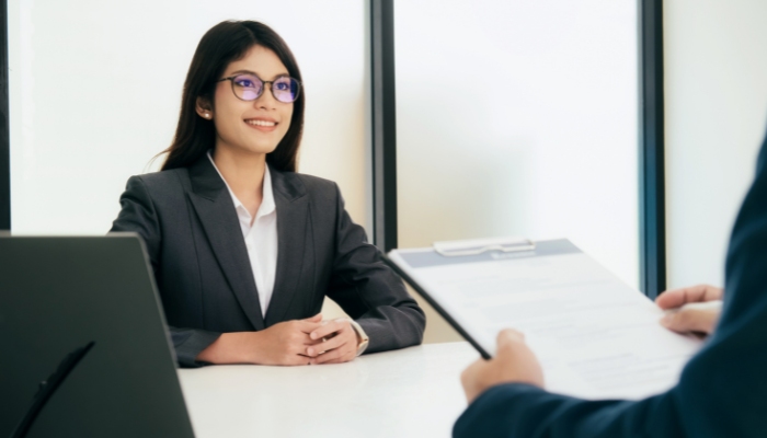 Introduce Yourself in an Interview Sample Answer